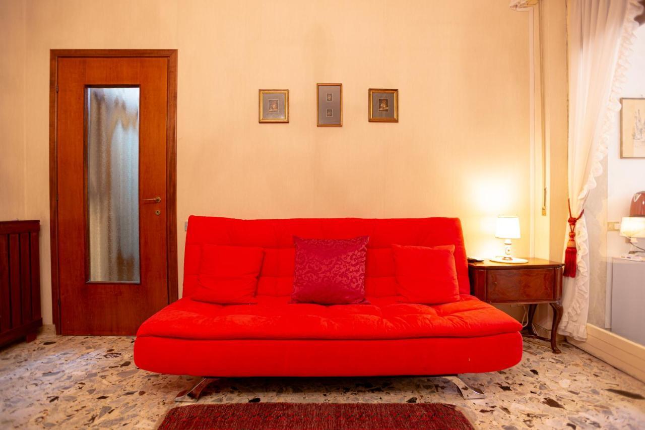 Residenza Porta Leoni - Royal Welcome Верона Экстерьер фото