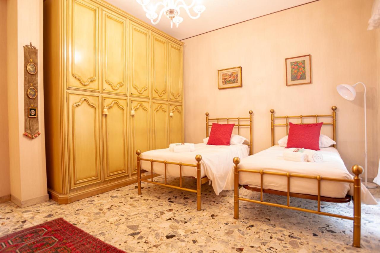 Residenza Porta Leoni - Royal Welcome Верона Экстерьер фото